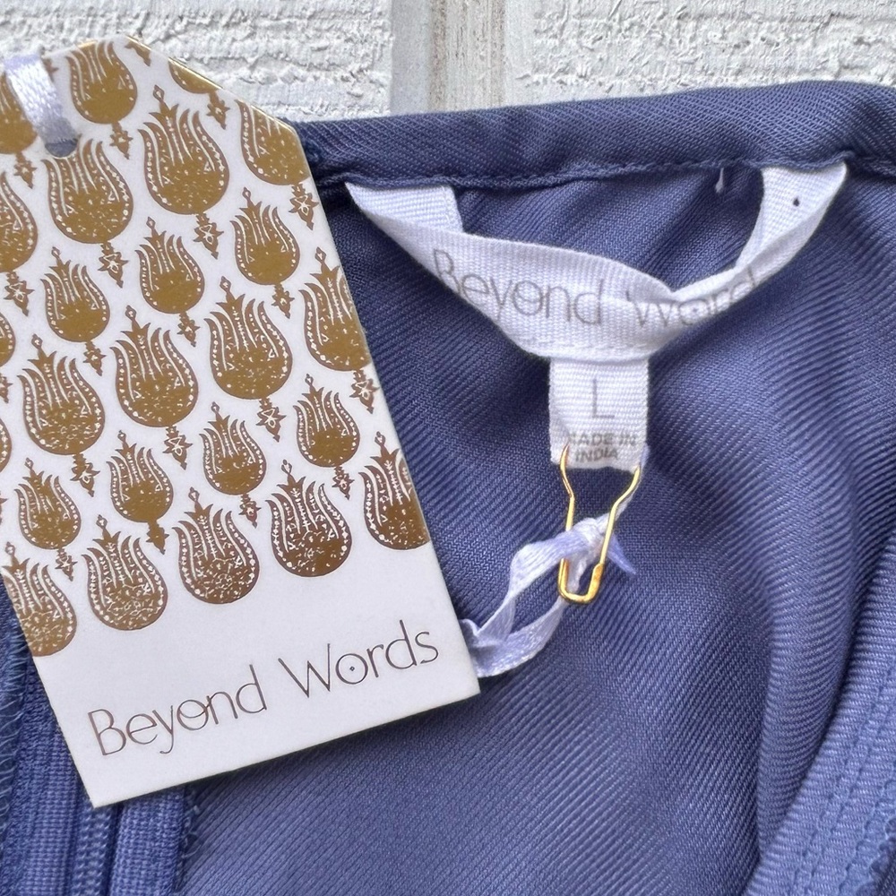 Beyond Words Tiered Puffed Sleeve Soft Queen Anne‎ Neckline Size Large - Picture 6 of 9